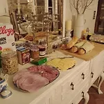 Le Presbytere Bed and Breakfast 3*