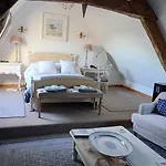 Bed and Breakfast Le Presbytere 3*