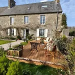 Le Presbytere 3*