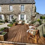 Le Presbytere Bed and Breakfast