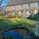 Le Presbytere Bed and Breakfast