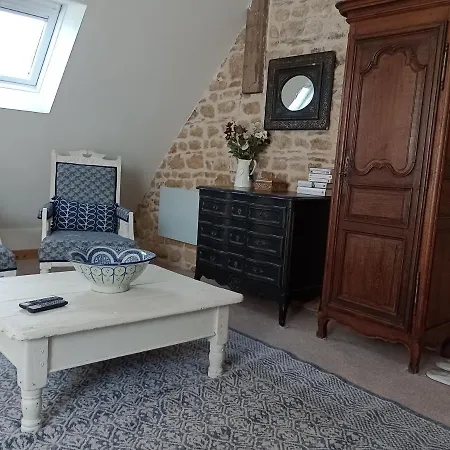 Le Presbytere Bed and Breakfast