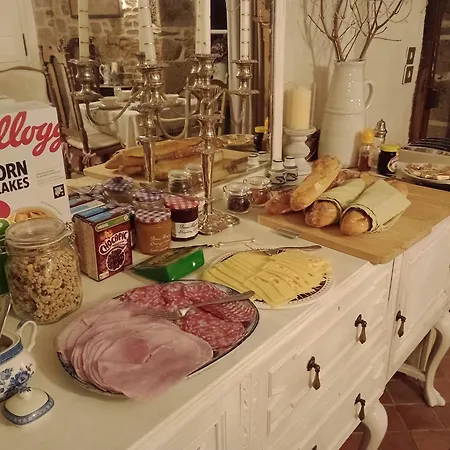 Le Presbytere Alojamento de Acomodação e Pequeno-almoço 3*