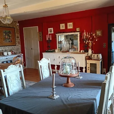 Le Presbytere 3*