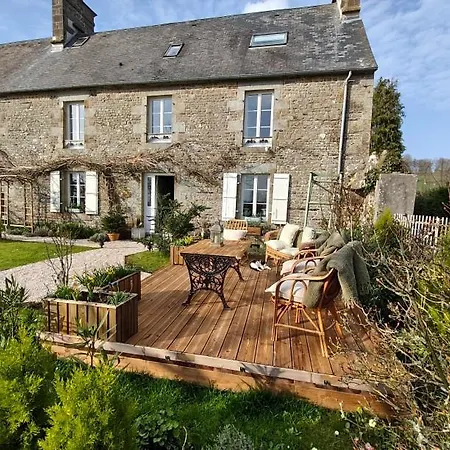 Le Presbytere 3*