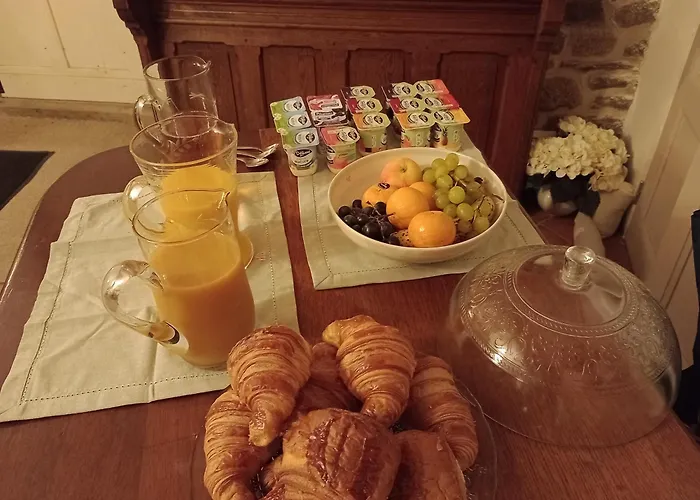 Alojamento de Acomodação e Pequeno-almoço Le Presbytere 3*