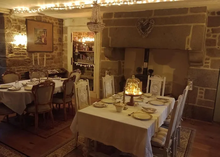 Le Presbytere Bed and Breakfast Beauficel