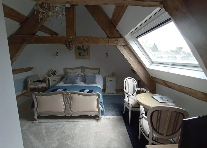 Le Presbytere Bed and Breakfast Beauficel