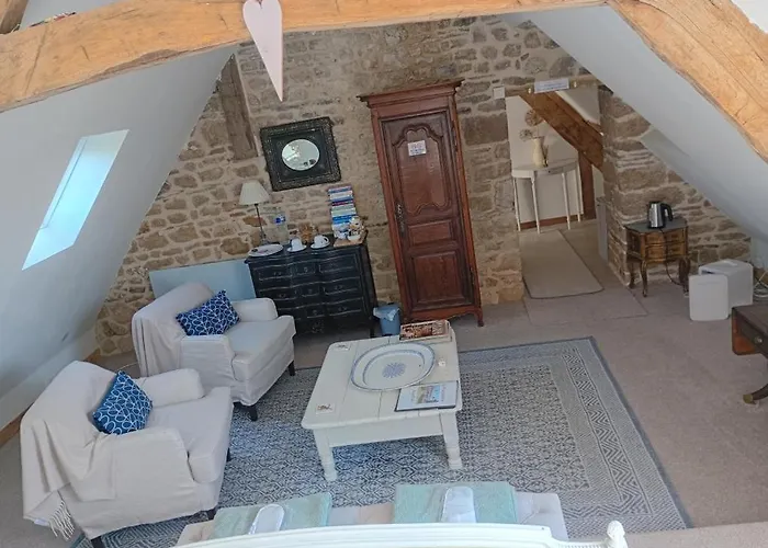 Le Presbytere Alojamento de Acomodação e Pequeno-almoço Beauficel